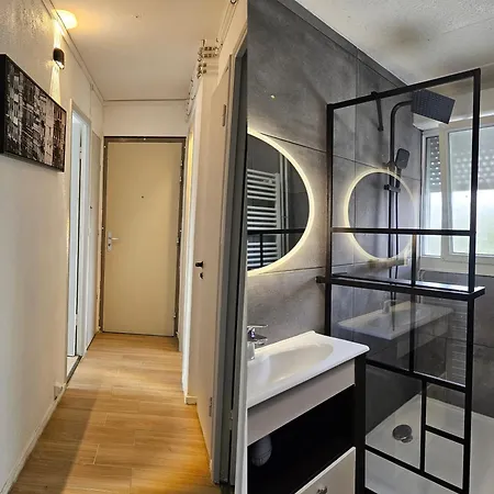 Appartamento Cosy For Teams & Groups & Family With Parking *
