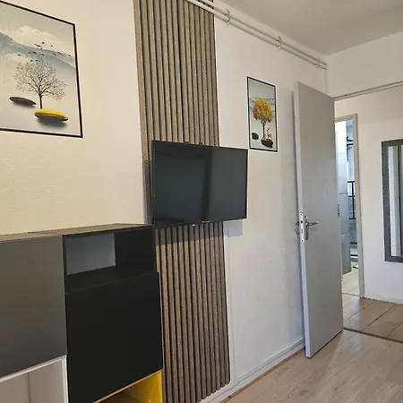 Cosy For Teams & Groups & Family With Parking