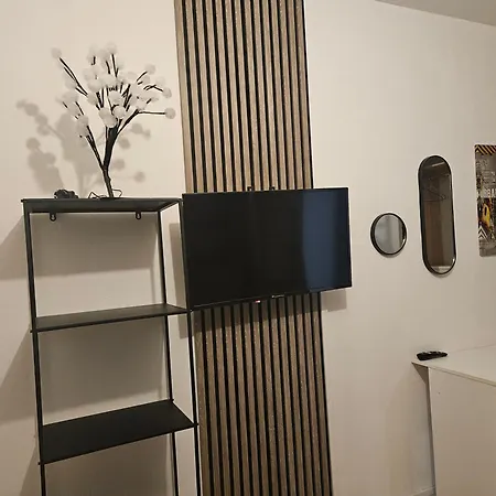 Cosy For Teams & Groups & Family With Parking