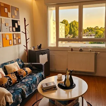 Appartamento Cosy For Teams & Groups & Family With Parking *