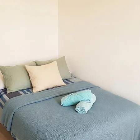 Cosy For Teams & Groups & Family With Parking Appartamento