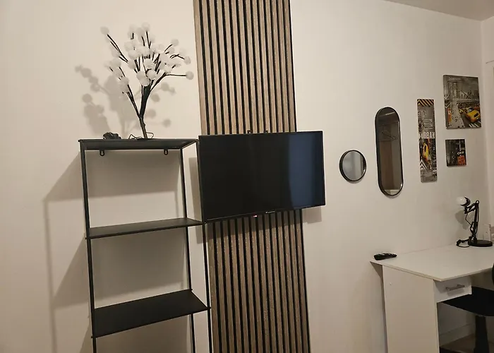 Cosy For Teams & Groups & Family With Parking